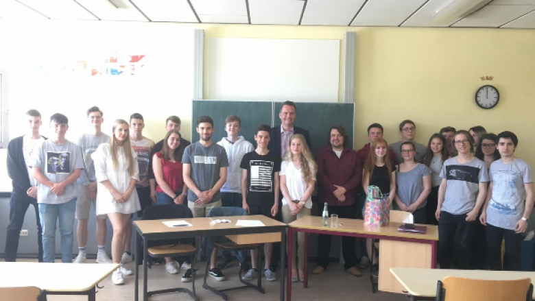 EU-Projekttag an Schulen - Günter Krings besucht Franz-Meyers-Gymnasium